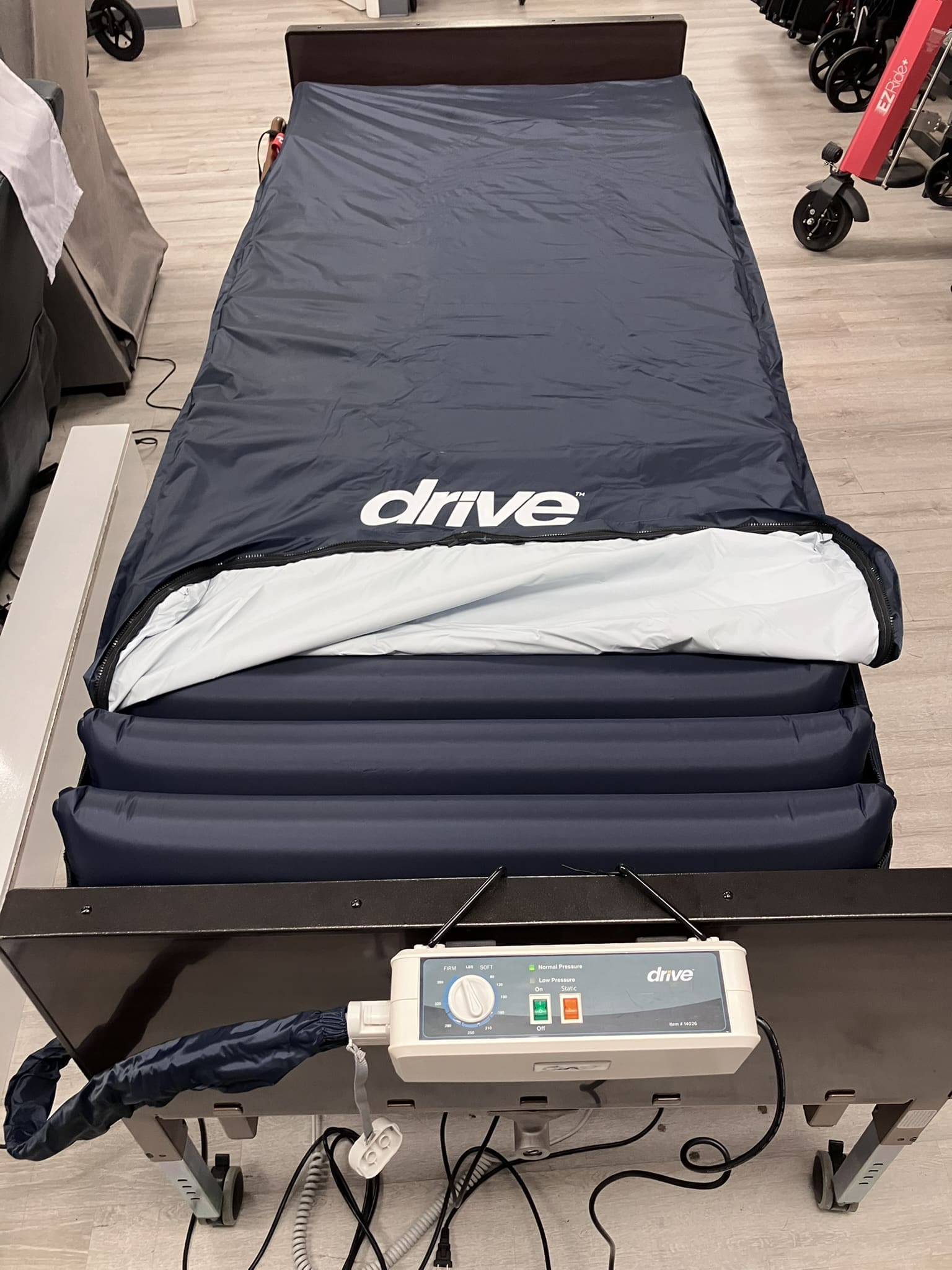 Open Box Med-Aire Melody Alternating Pressure & Low Air Loss Mattress System